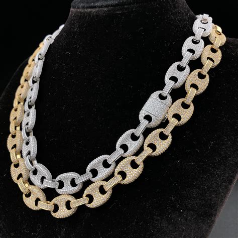 diamond Gucci link chain